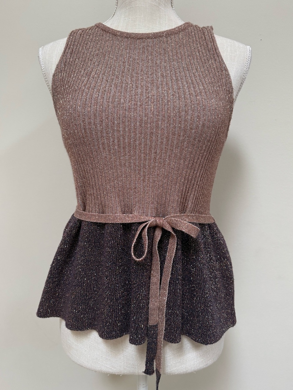 Anthropologie Moth Ribbed Knit Sleeveless Peplum Top in Dusty Rose and Charcoal